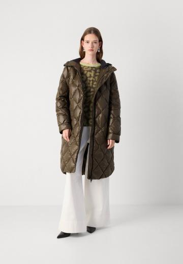 Пуховое пальто