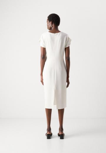 Платье футляр