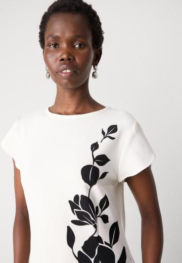 Платье футляр