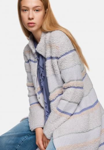 Шерстяное пальто