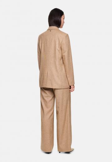 Короткое пальто