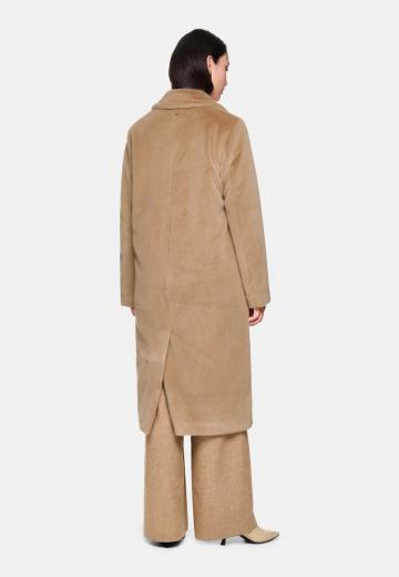 Шерстяное пальто