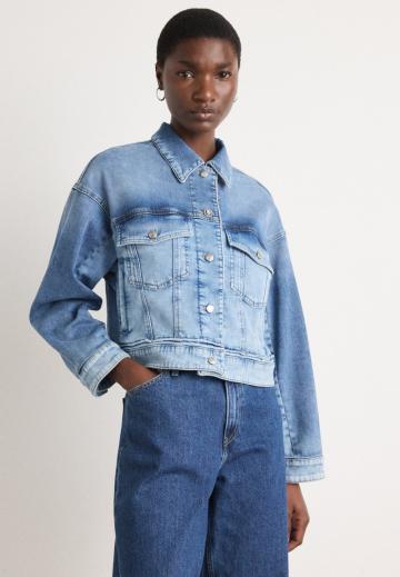 Джинсовая куртка
