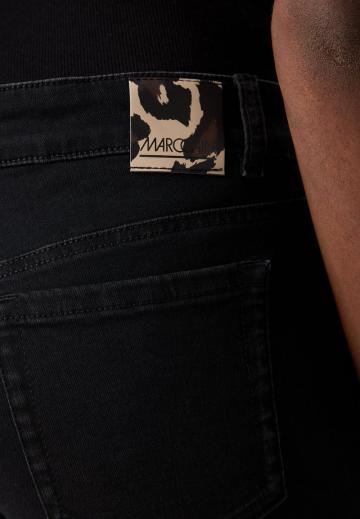 Короткие джинсы