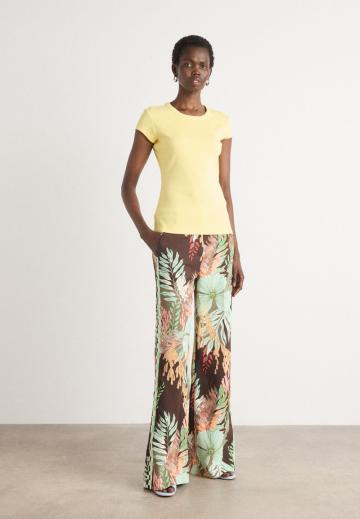 Широкие брюки