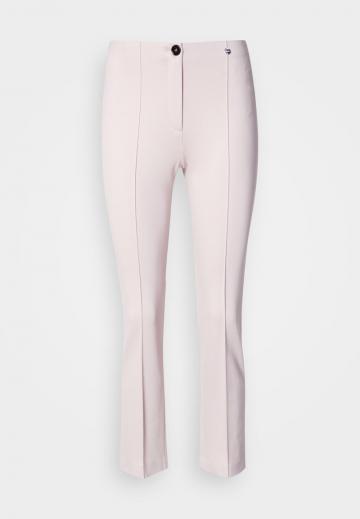 Узкие брюки