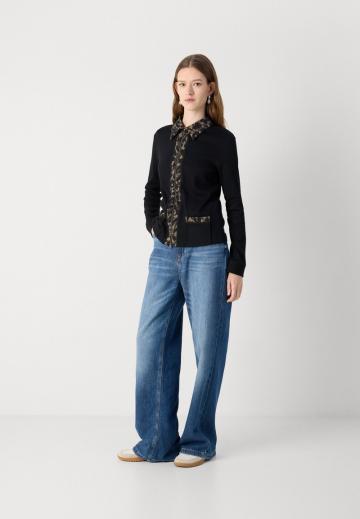 Вязаная кофта