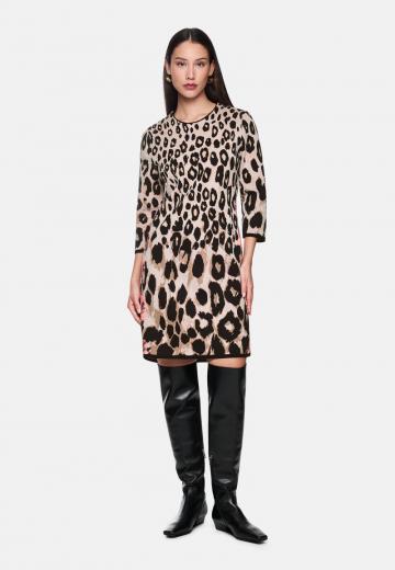 Вязаное платье