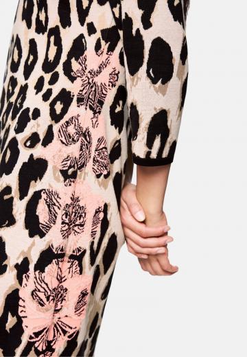 Вязаное платье