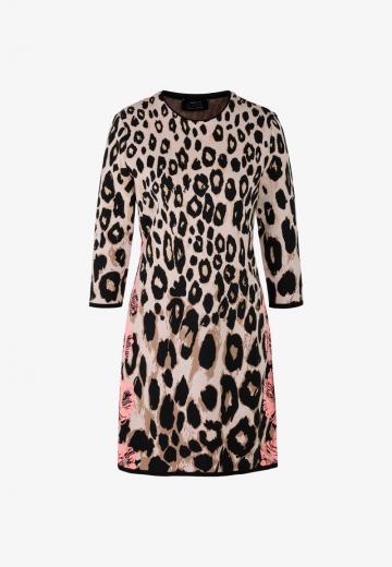 Вязаное платье