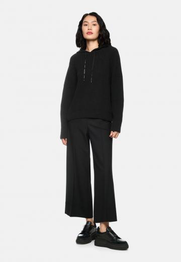 Пуловер с капюшоном