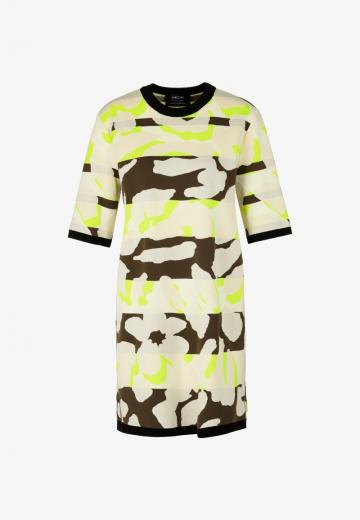 Вязаное платье