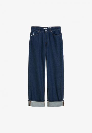 Свободные джинсы