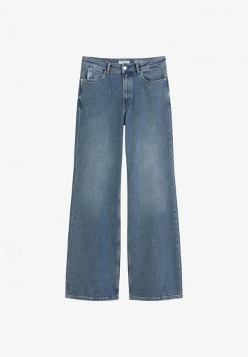 Клешеные джинсы