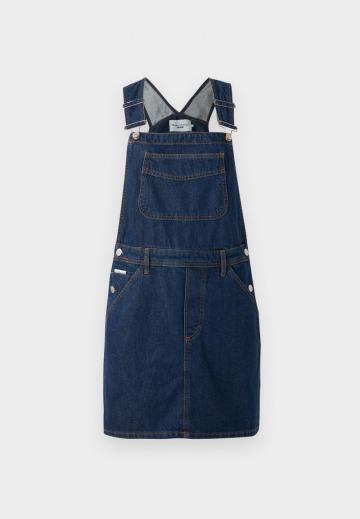 Короткое платье