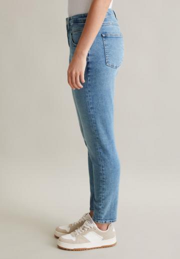 Узкие джинсы