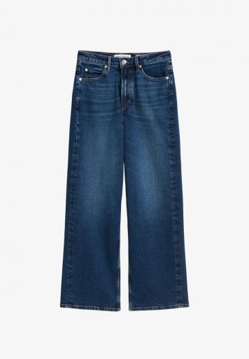 Короткие джинсы