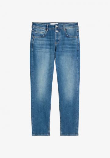 Короткие джинсы