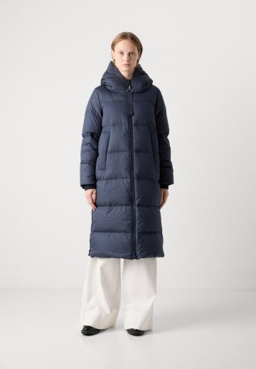Пуховое пальто