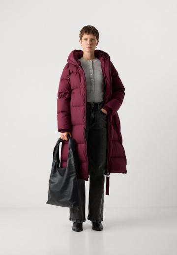 Пуховое пальто