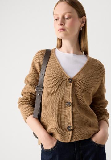 Вязаная кофта