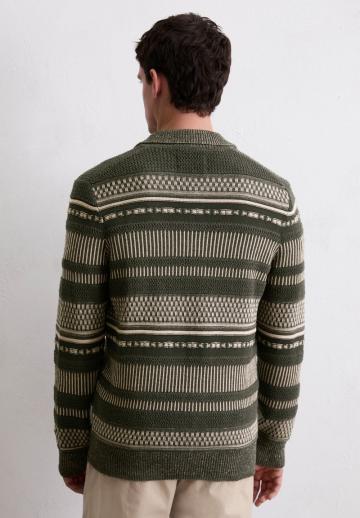 Вязаная кофта