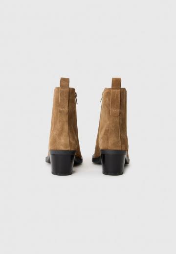 Ковбойские сапожки