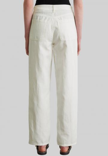 Свободные джинсы