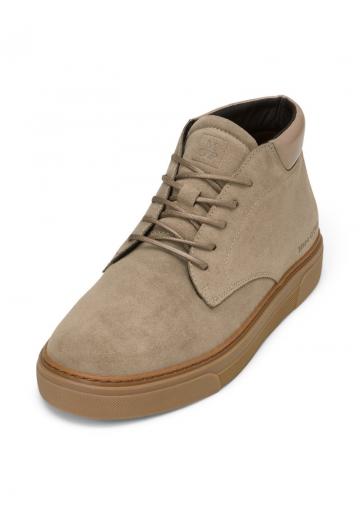 Ботинки на шнуровке