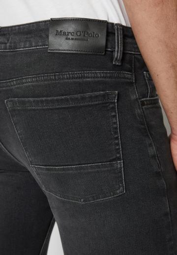 Узкие джинсы