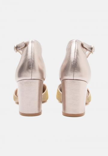 Туфли с ремешком