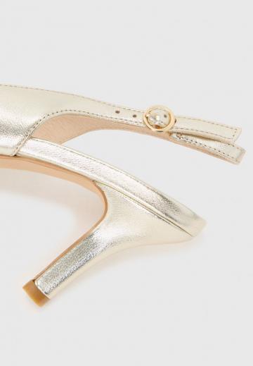 Туфли с ремешком