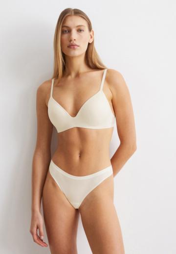 Бюстгальтер без косточек