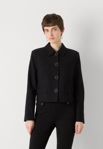 Короткая куртка