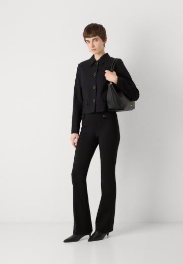 Короткая куртка