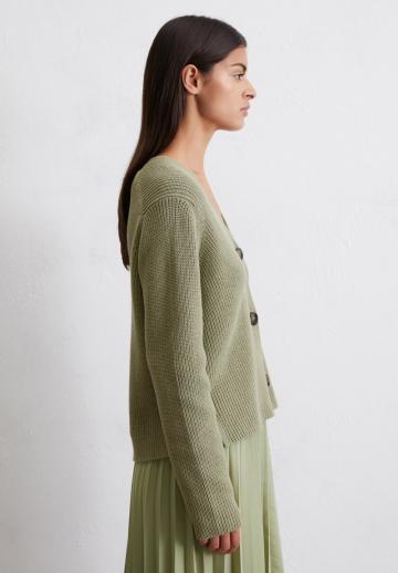 Вязаная кофта