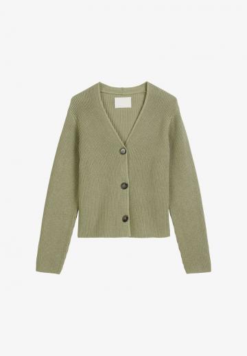 Вязаная кофта