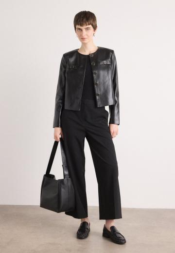 Короткая куртка