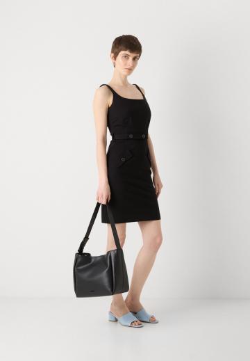 Платье футляр