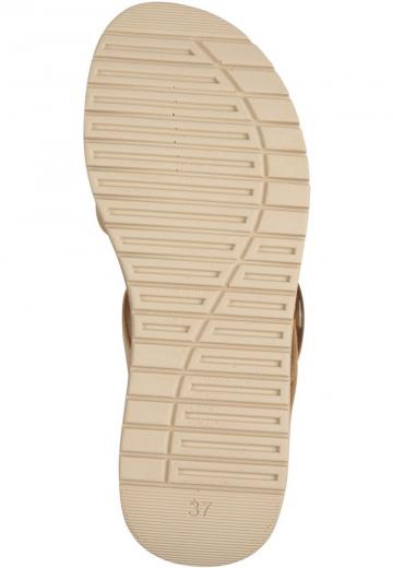 Босоножки на платформе