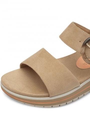 Босоножки на платформе