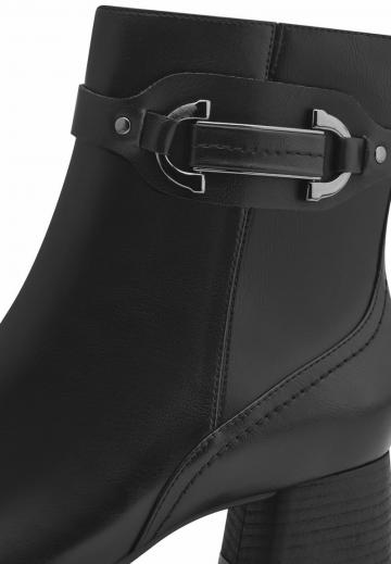 Ковбойские сапоги