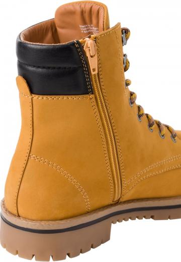 Зимние ботинки