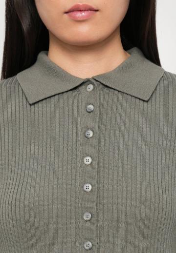 Вязаное платье