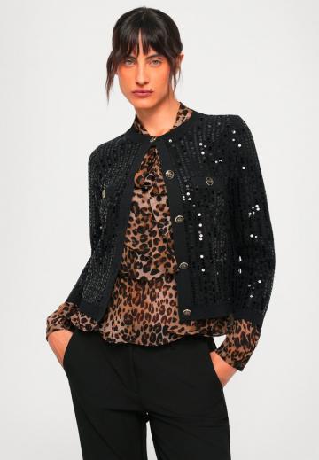 Вязаная кофта