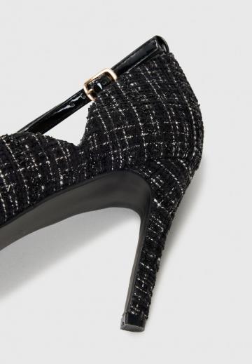 Туфли с ремешком