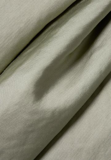 Атласная блузка