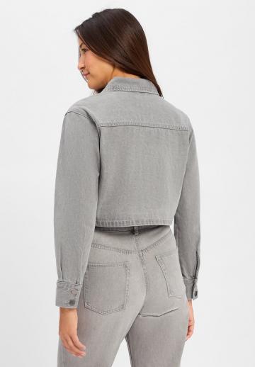 Джинсовая куртка