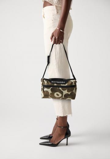 Сумка на пояс