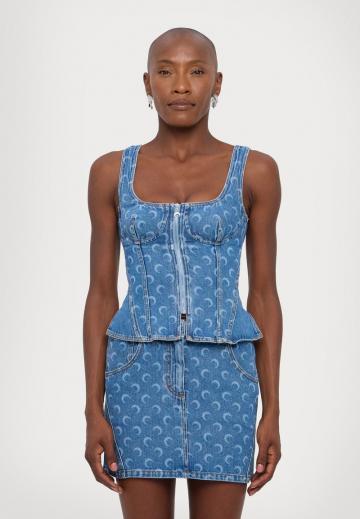 Джинсовая жилетка